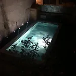 Maison Bourgeoise Avec Piscine Privee *