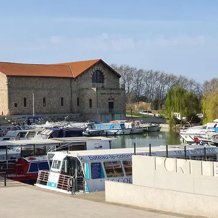 Maison Bourgeoise Avec Piscine Privee Casa de Férias *