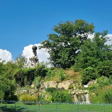 Maison Bourgeoise Avec Piscine Privee *