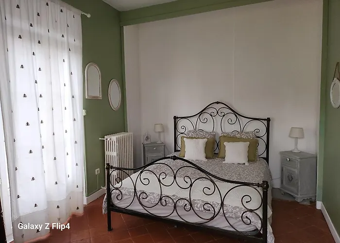 Casa de Férias Maison Bourgeoise Avec Piscine Privee