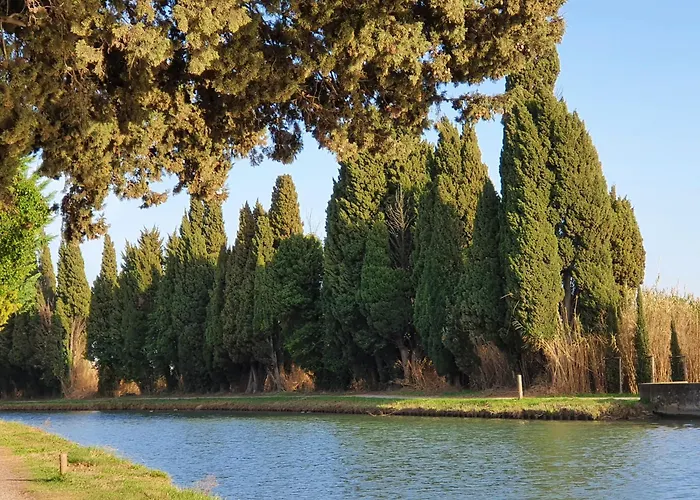Casa de Férias Maison Bourgeoise Avec Piscine Privee *